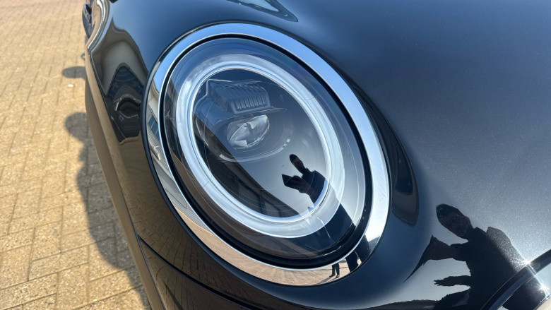 MINI Convertible 1.5 Cooper Classic Premium 2dr Auto Petrol Convertible